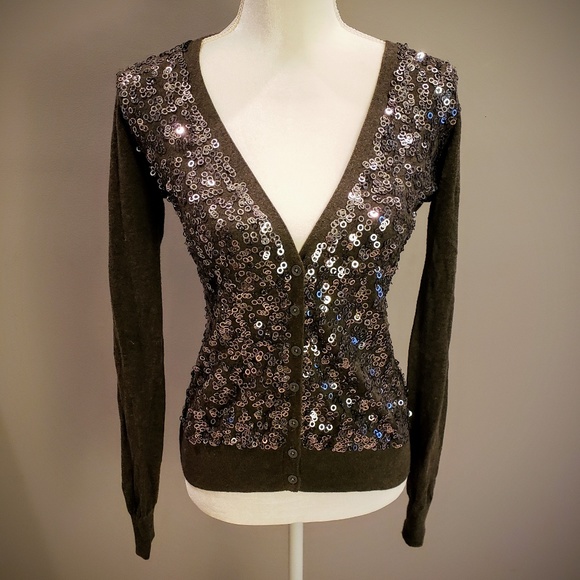 MODA INTERNATIONAL Olive Green Sequin Sparkly Cardigan - Picture 1 of 5